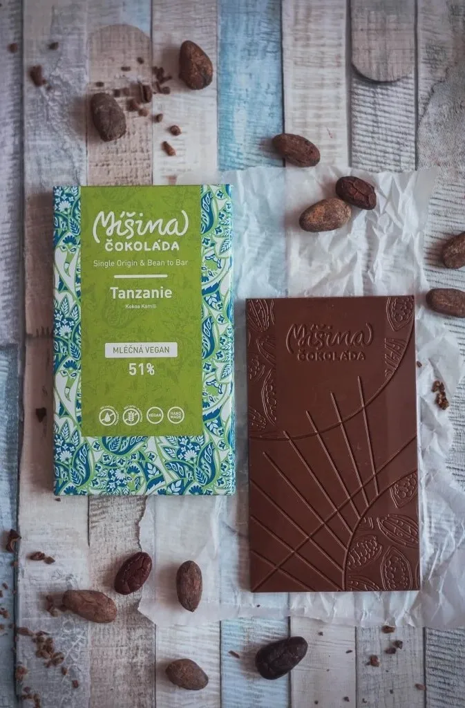 1141-6_veganska-mlecna-cokolada.webp