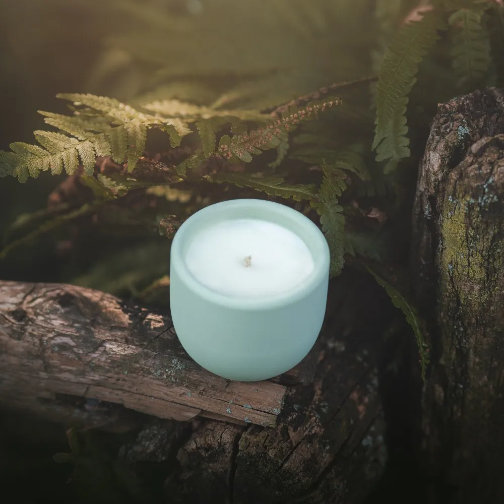 Betonhome - Sójová svíčka mini JARNÍ ZAHRADA 70g (zelená).webp